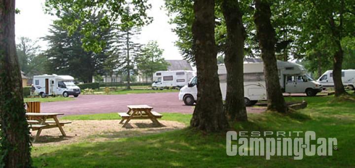 Aire camping-car  Paimpont (35380) - Photo 1